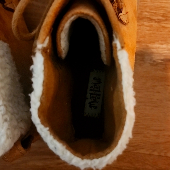 Mad Love Boots - Picture 5 of 6